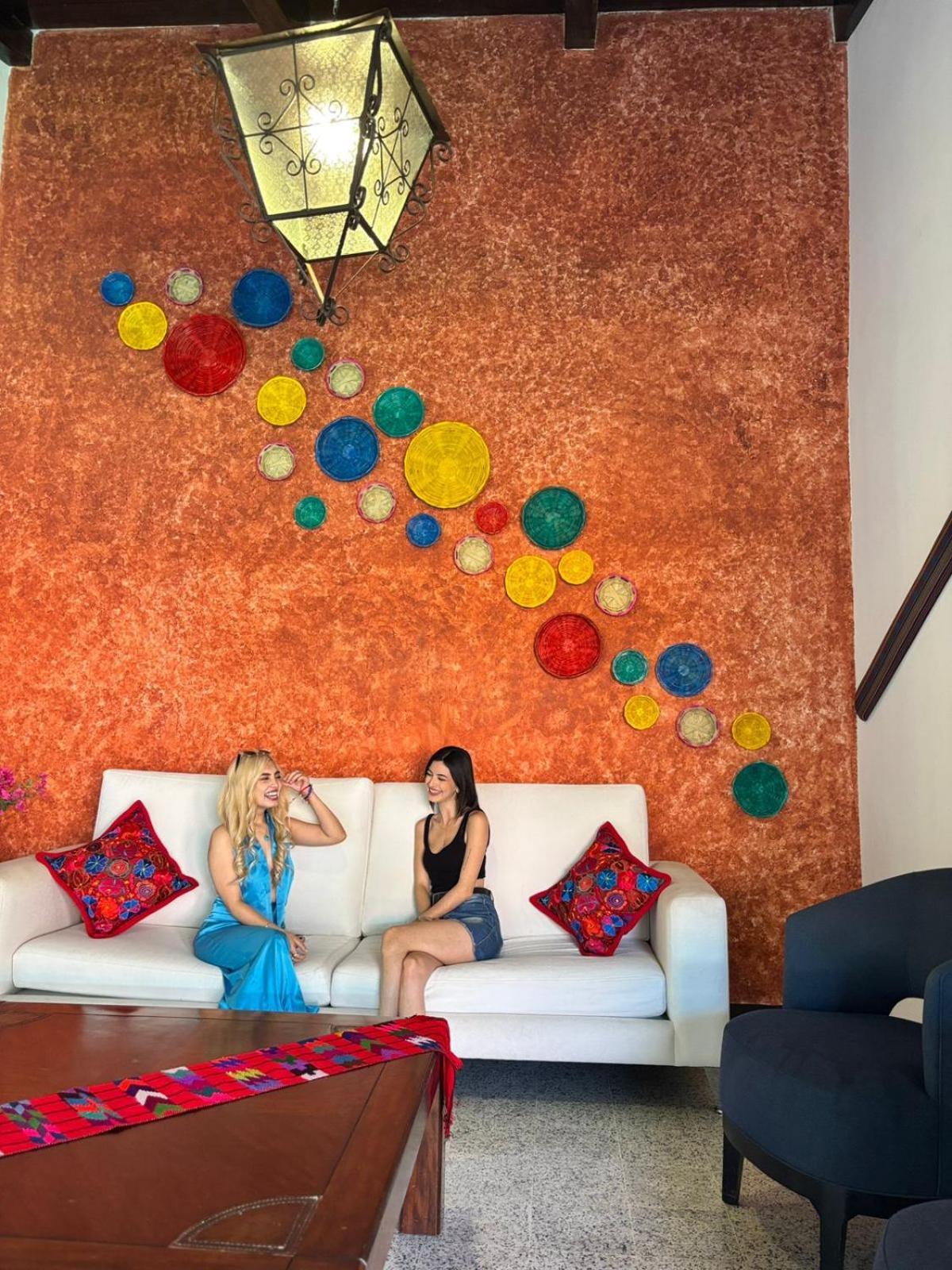 Luna Maya Boutique Hotel Antigua Exterior photo